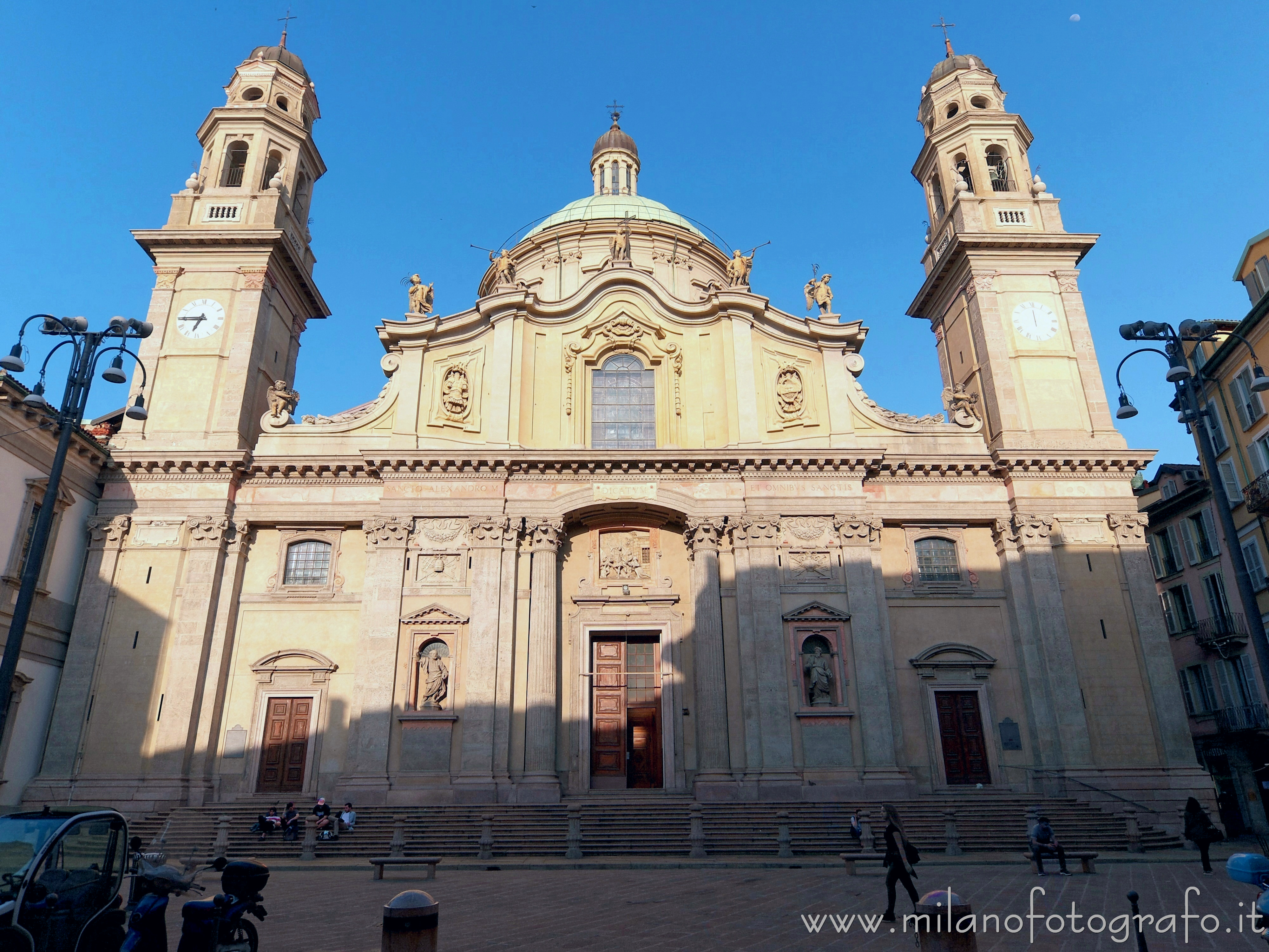 Milano - Facciata della Chiesa di Sant'Alessandro in Zebedia